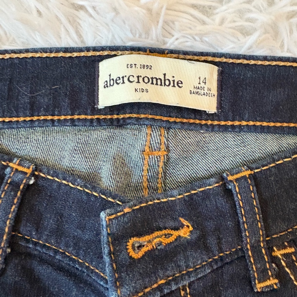 Abercrombie & Fitch Girls's Blue Jeans - Picture 4 of 4